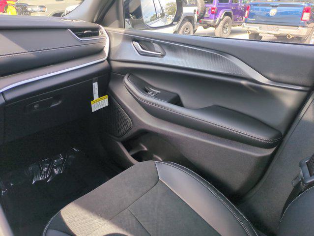 new 2025 Jeep Grand Cherokee L car, priced at $36,149