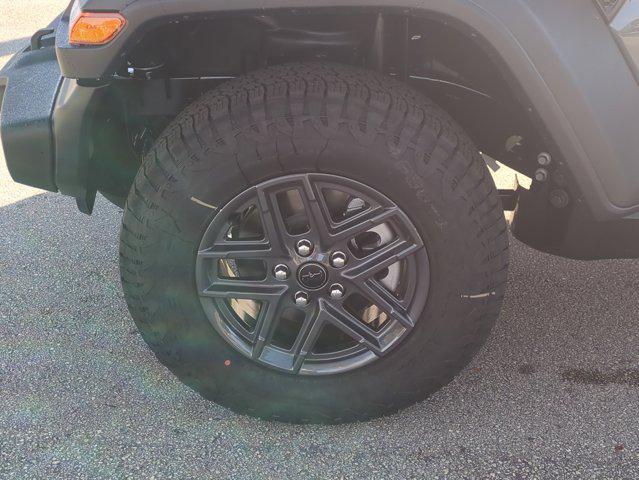 new 2026 Jeep Wrangler car, priced at $37,256