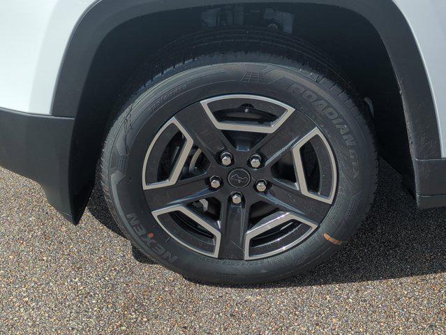 new 2026 Jeep Cherokee car, priced at $37,289