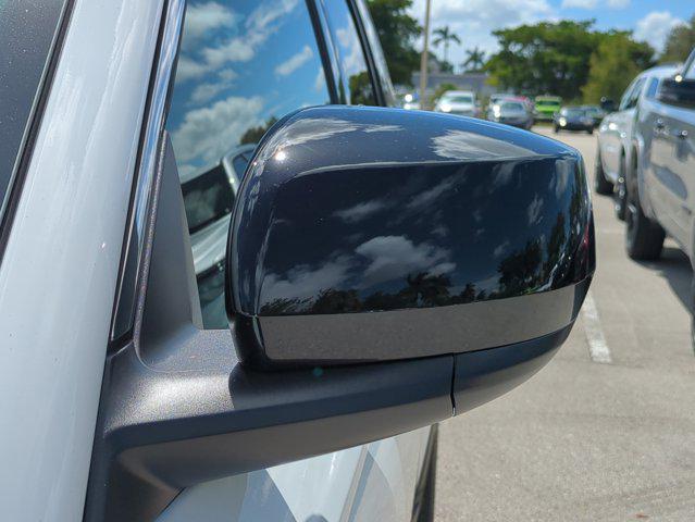 new 2025 Jeep Grand Cherokee car, priced at $31,848