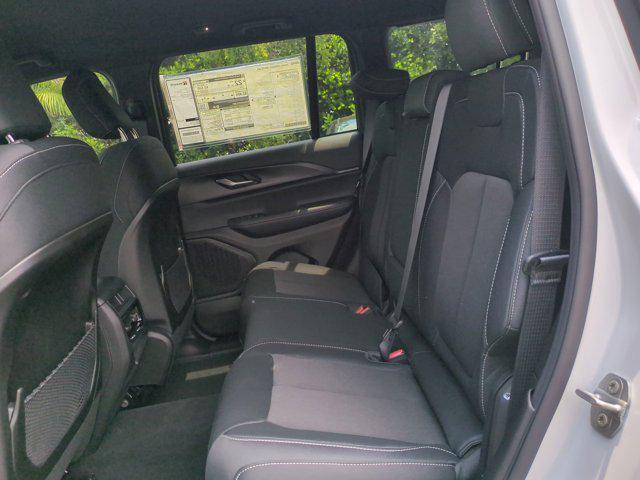 new 2025 Jeep Grand Cherokee car, priced at $30,946