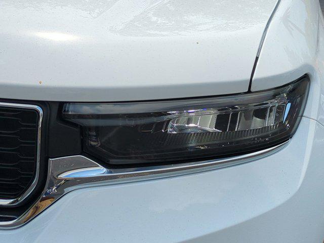 new 2025 Jeep Grand Cherokee car, priced at $30,946