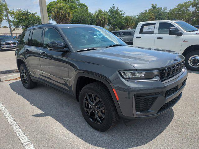 new 2026 Jeep Grand Cherokee car, priced at $40,598