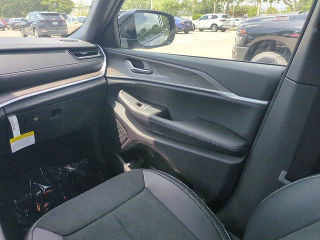 new 2026 Jeep Grand Cherokee car, priced at $40,598