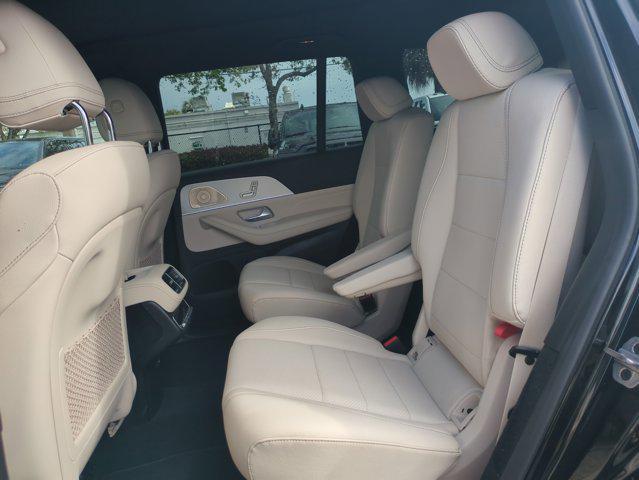 used 2025 Mercedes-Benz GLS 450 car
