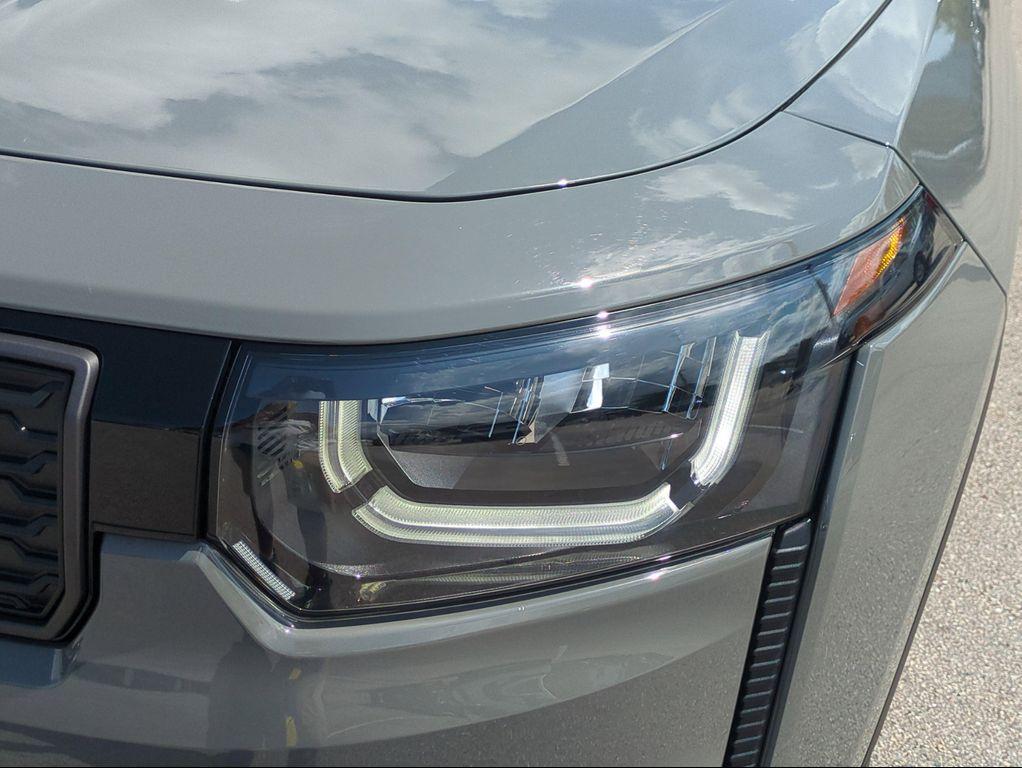 new 2026 Jeep Cherokee car, priced at $34,285