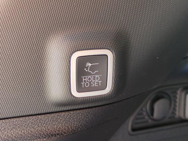 new 2026 Jeep Grand Cherokee car, priced at $48,290