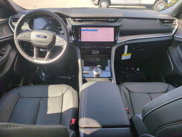 new 2026 Jeep Grand Cherokee car, priced at $48,290