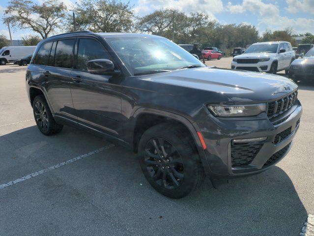 new 2026 Jeep Grand Cherokee car, priced at $48,290