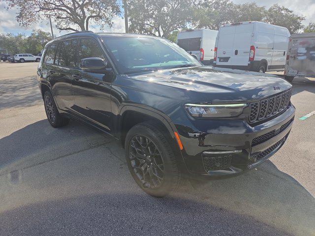 new 2025 Jeep Grand Cherokee L car, priced at $61,990
