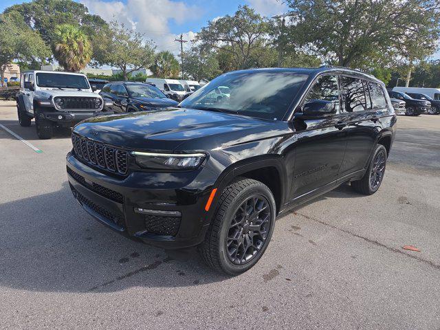 new 2025 Jeep Grand Cherokee L car, priced at $61,990