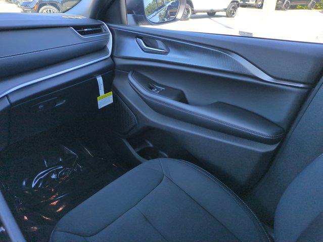 new 2025 Jeep Grand Cherokee L car, priced at $32,913