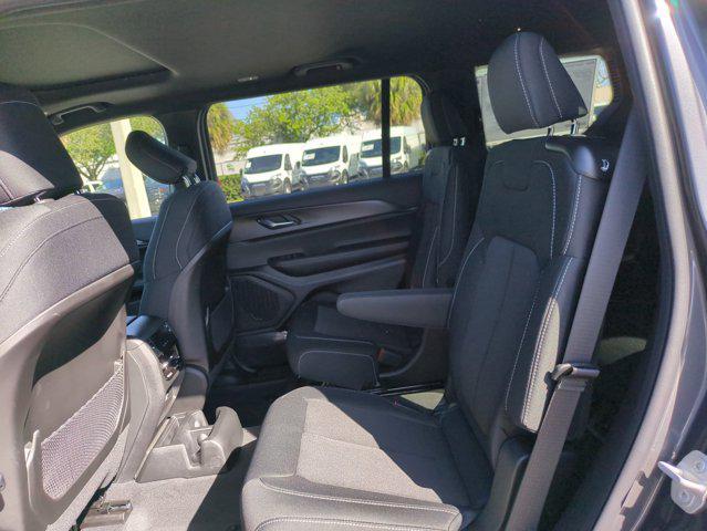 new 2025 Jeep Grand Cherokee L car, priced at $32,913