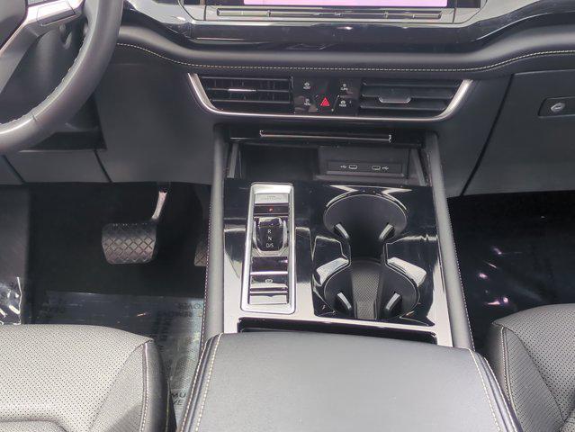 used 2024 Volkswagen Atlas car, priced at $23,128