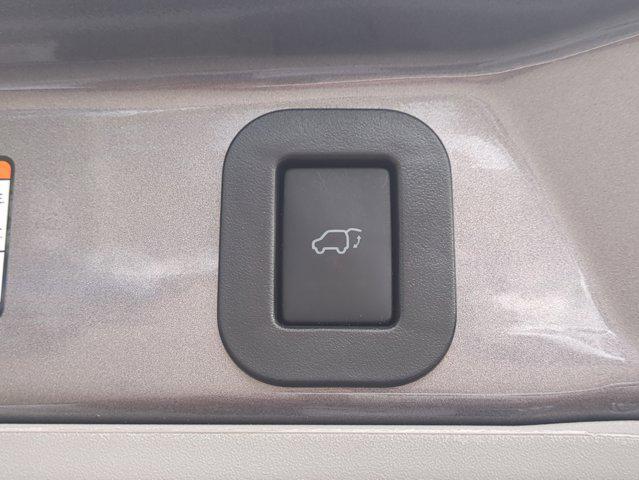 used 2015 Toyota Sienna car, priced at $24,385