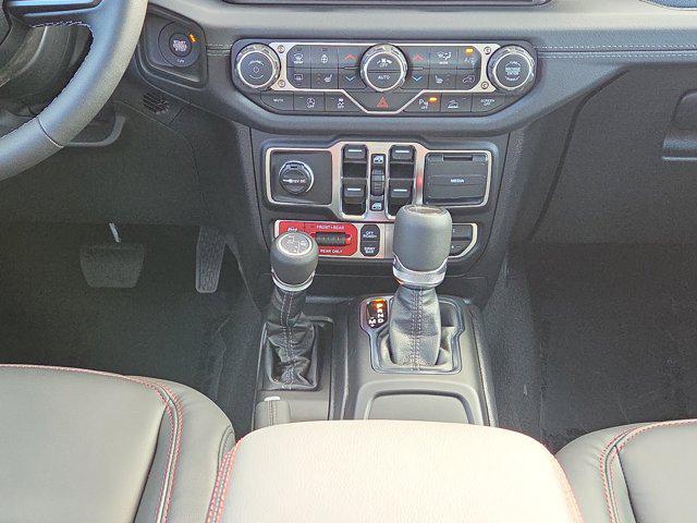 new 2026 Jeep Gladiator car, priced at $57,086