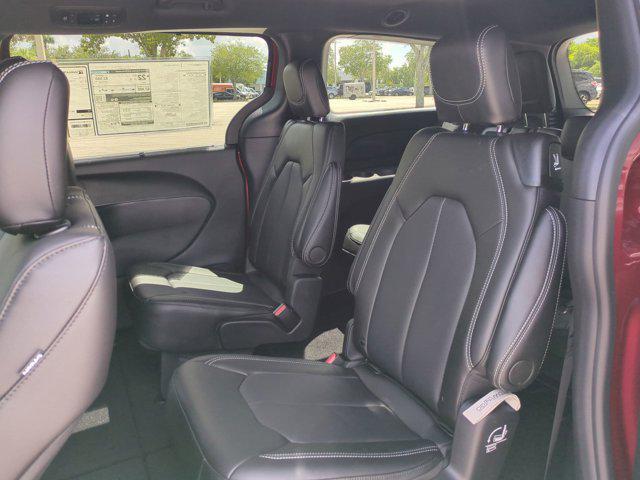 new 2025 Chrysler Pacifica car, priced at $36,990