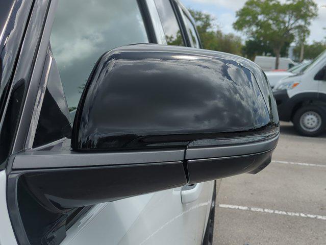 new 2026 Jeep Grand Wagoneer L car, priced at $94,162