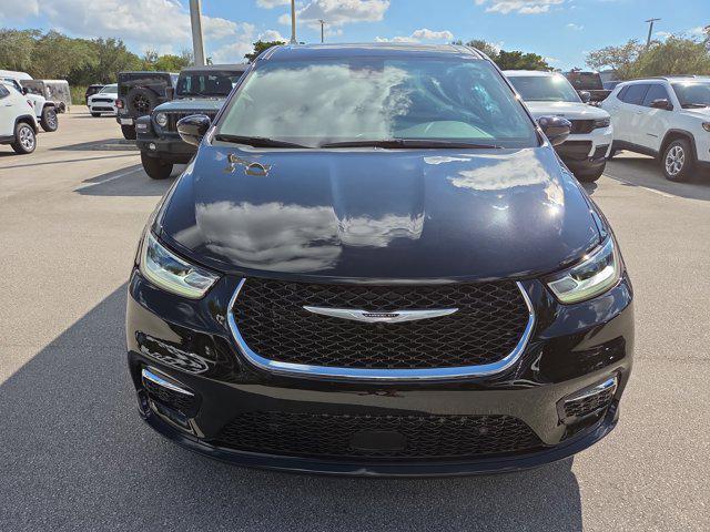 new 2026 Chrysler Pacifica car, priced at $45,800