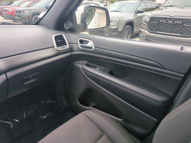used 2021 Jeep Grand Cherokee car, priced at $16,725