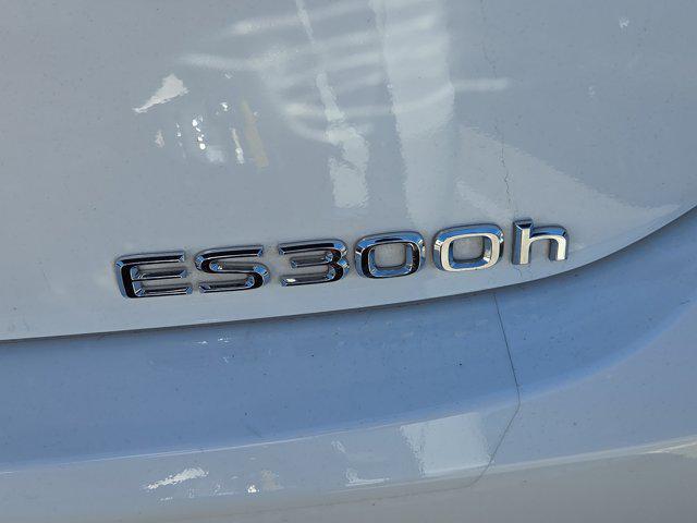 used 2023 Lexus ES 300h car, priced at $36,441