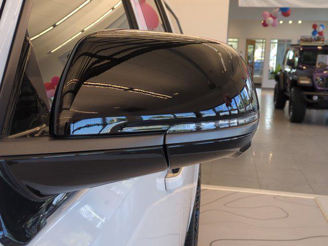 new 2026 Jeep Grand Wagoneer L car, priced at $77,990