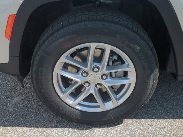 new 2026 Jeep Grand Cherokee car, priced at $36,399