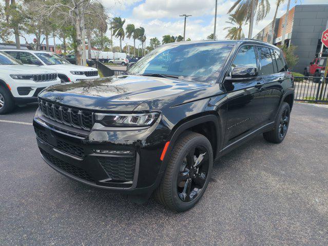 new 2026 Jeep Grand Cherokee car, priced at $44,279