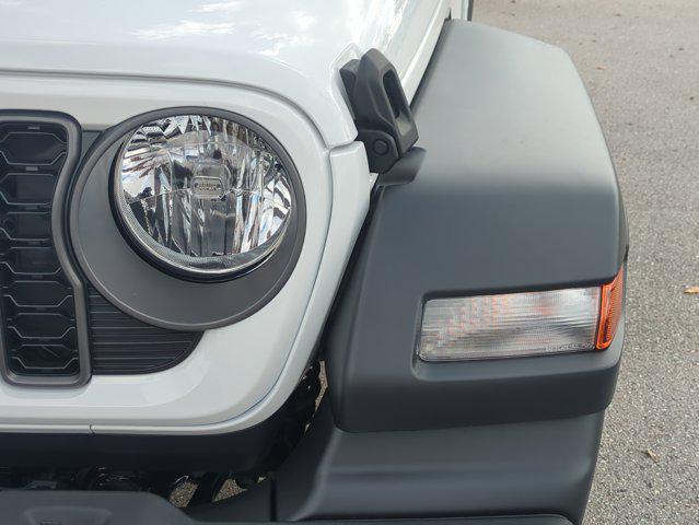 new 2026 Jeep Wrangler car, priced at $38,674