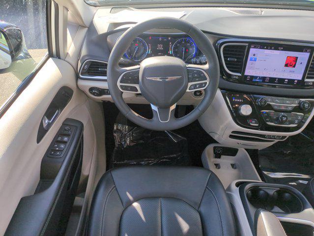 used 2024 Chrysler Pacifica car, priced at $23,777