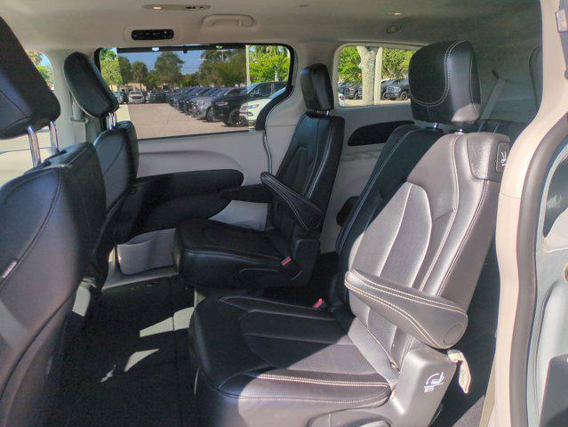 used 2024 Chrysler Pacifica car, priced at $23,777