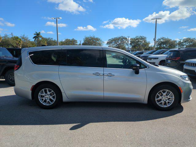 used 2024 Chrysler Pacifica car, priced at $23,777
