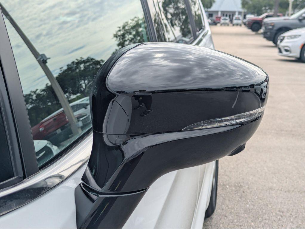 new 2027 Chrysler Pacifica car, priced at $46,075