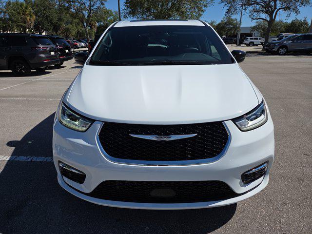 new 2026 Chrysler Pacifica car, priced at $48,793
