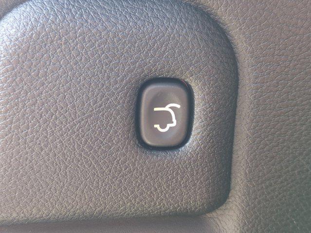 used 2017 Jeep Grand Cherokee car, priced at $18,086