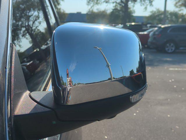 used 2017 Jeep Grand Cherokee car, priced at $18,086