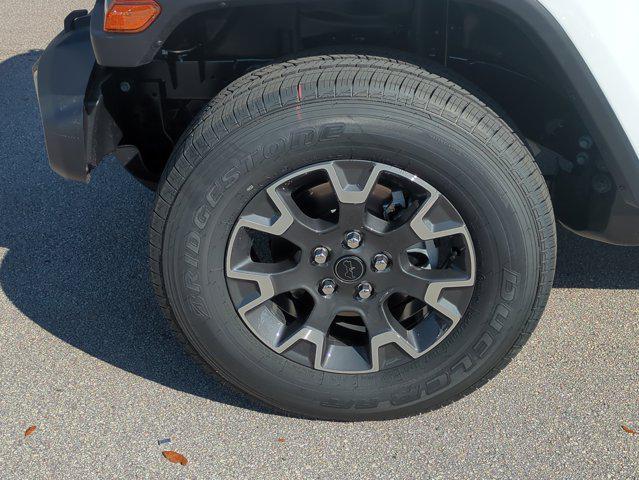 new 2026 Jeep Gladiator car, priced at $43,990