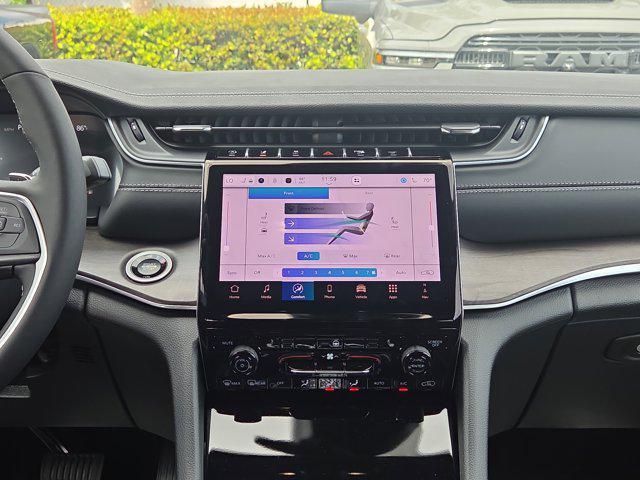 new 2025 Jeep Grand Cherokee L car, priced at $39,081