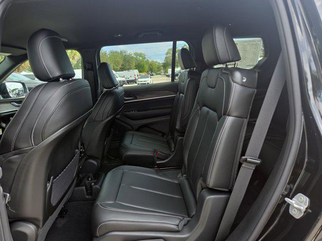 new 2025 Jeep Grand Cherokee L car, priced at $39,081