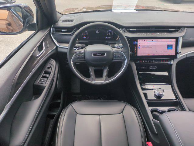 new 2026 Jeep Grand Cherokee car, priced at $41,421