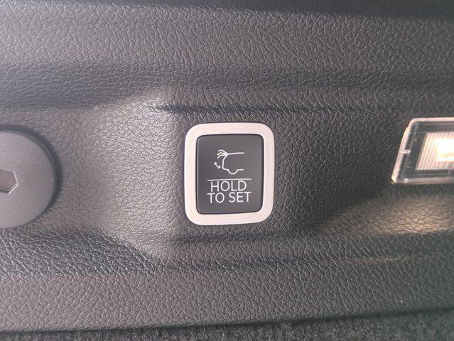 new 2026 Jeep Grand Cherokee L car, priced at $58,436