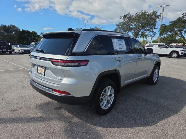new 2025 Jeep Grand Cherokee car, priced at $32,395