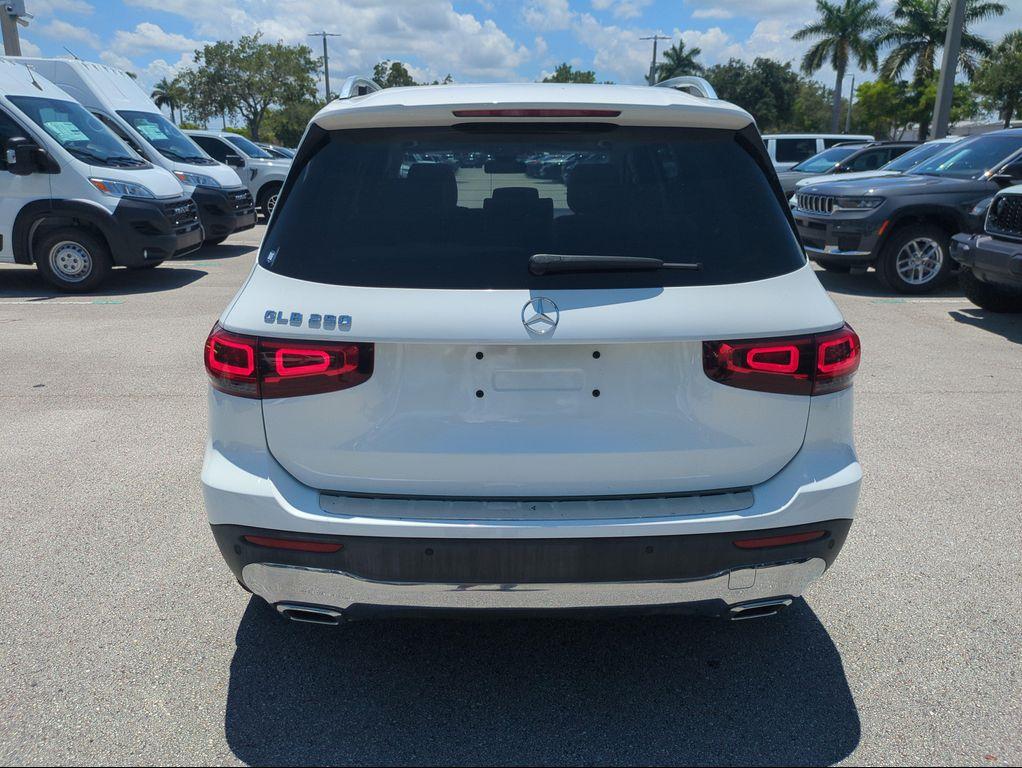 used 2021 Mercedes-Benz GLB 250 car, priced at $24,083