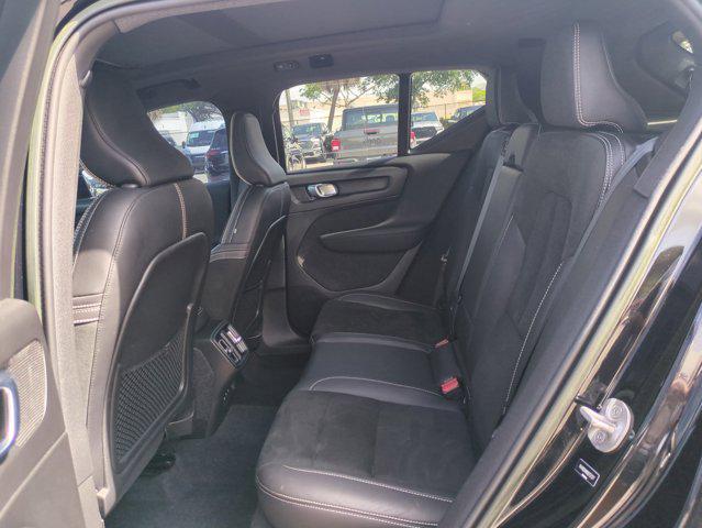 used 2022 Volvo XC40 car, priced at $23,997