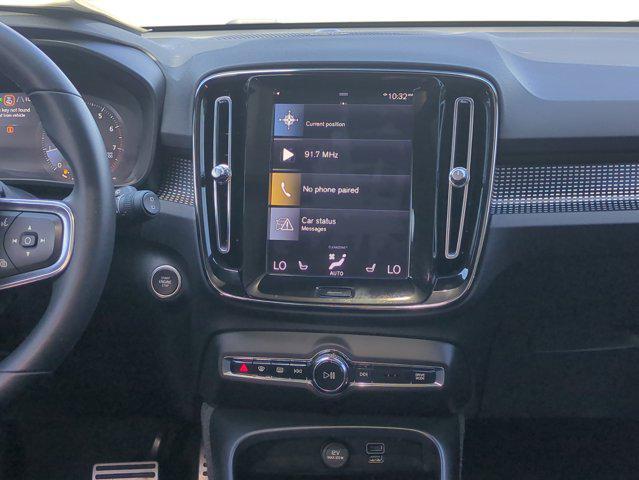 used 2022 Volvo XC40 car, priced at $23,997