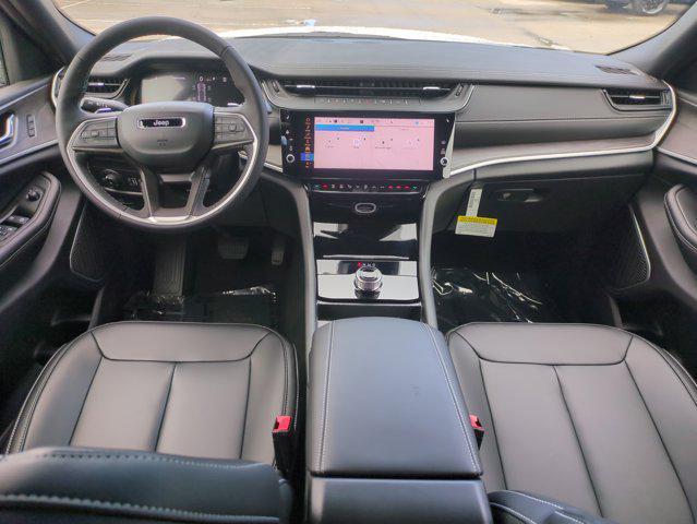 new 2026 Jeep Grand Cherokee car, priced at $43,726