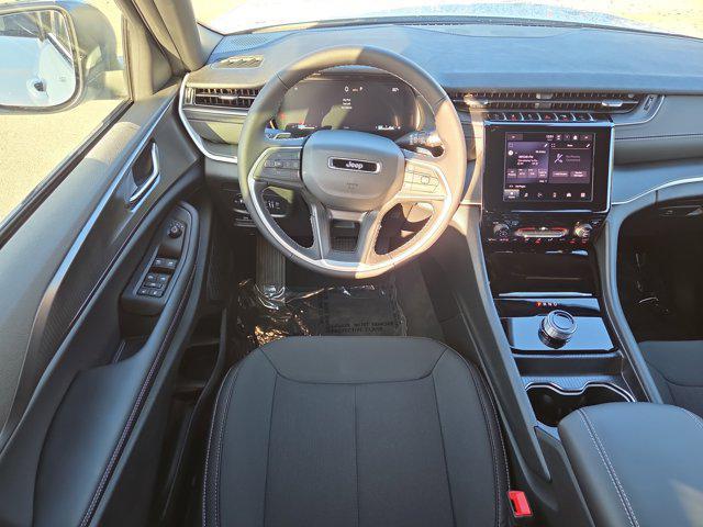 new 2025 Jeep Grand Cherokee L car, priced at $32,748