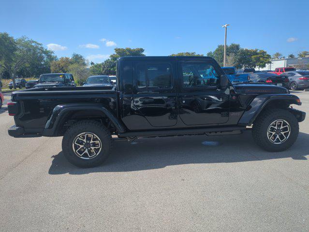 new 2026 Jeep Gladiator car, priced at $62,987