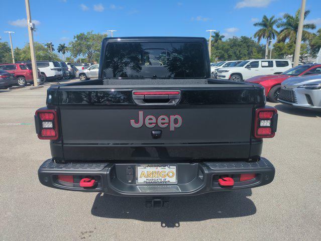 new 2026 Jeep Gladiator car, priced at $62,987