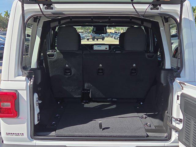 new 2026 Jeep Wrangler car, priced at $44,284